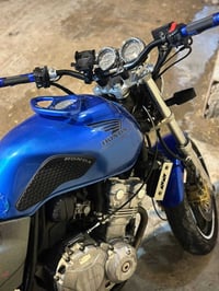 سي بي فور • جديدة • شغالة100%