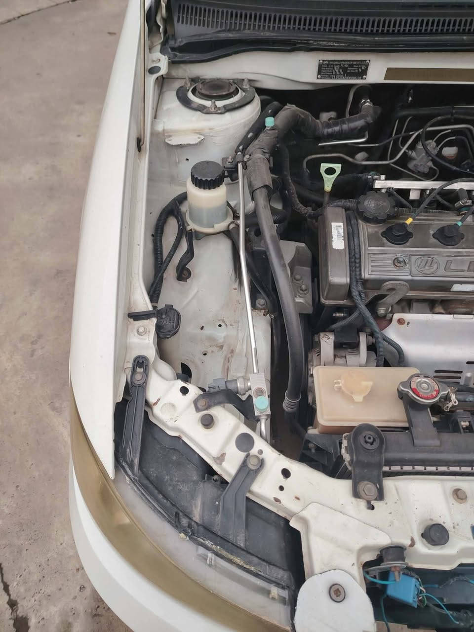 للبيع
ليفان ٢٠١١  حجمه٦٢٠  بأسمي  رقم بغداد مكفول  عامه من ضربه  وخياسات  ومحرك وكير وتبريد ثلج  والصدر كولشي بيه جديد وشغل ابلادي على وضوع الشركه تقفيل ذاتي   سياره جديده ماتصرف عليه ربع دينار كامله شرط البيع على سونار 
60 ورقه قفل  
واتساب ***********
