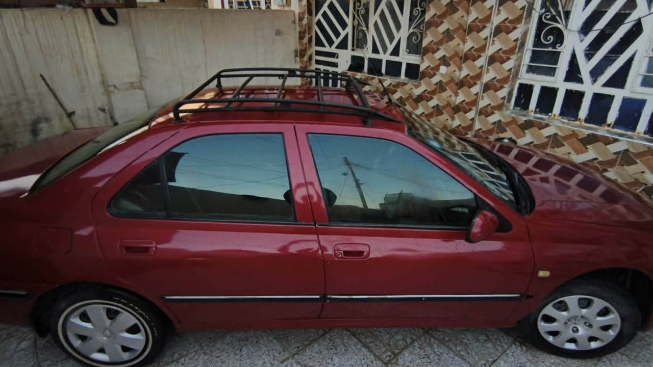 السلام عليكم سيارة للبيع بيجو فرنسي ااحجم406الموديل2001سيارة نضيفة كاملة من كشر وكير ومحرك السعر40وبيهة مجال العنوان واسط العزيزية الرقم ***********
