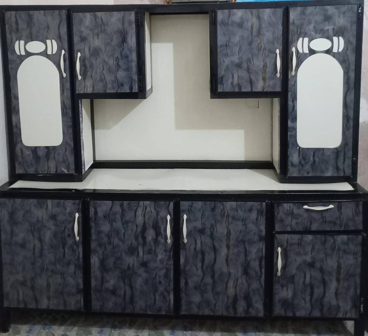 ***********
كاونتر للبيع
