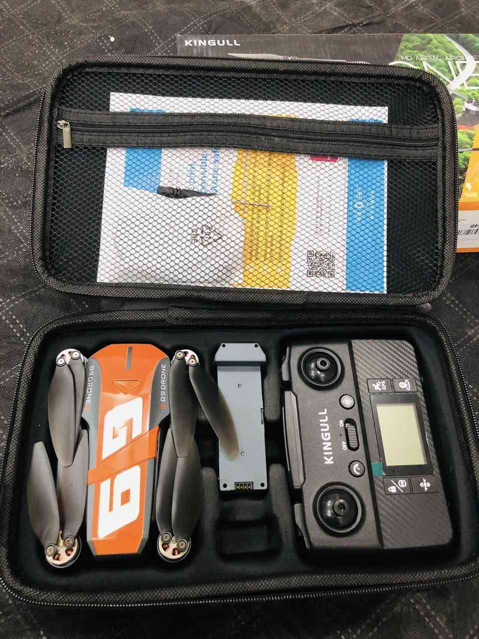 درون G9
بطاريتين
كامل الملحقات 
الي يحتاجه يراسلني ويدلل


**إذا كنت صاحب هذا الإعلان وتريد حذفه لأي سبب، رجاءا أرسل رسالة إلى الدعم الفني**