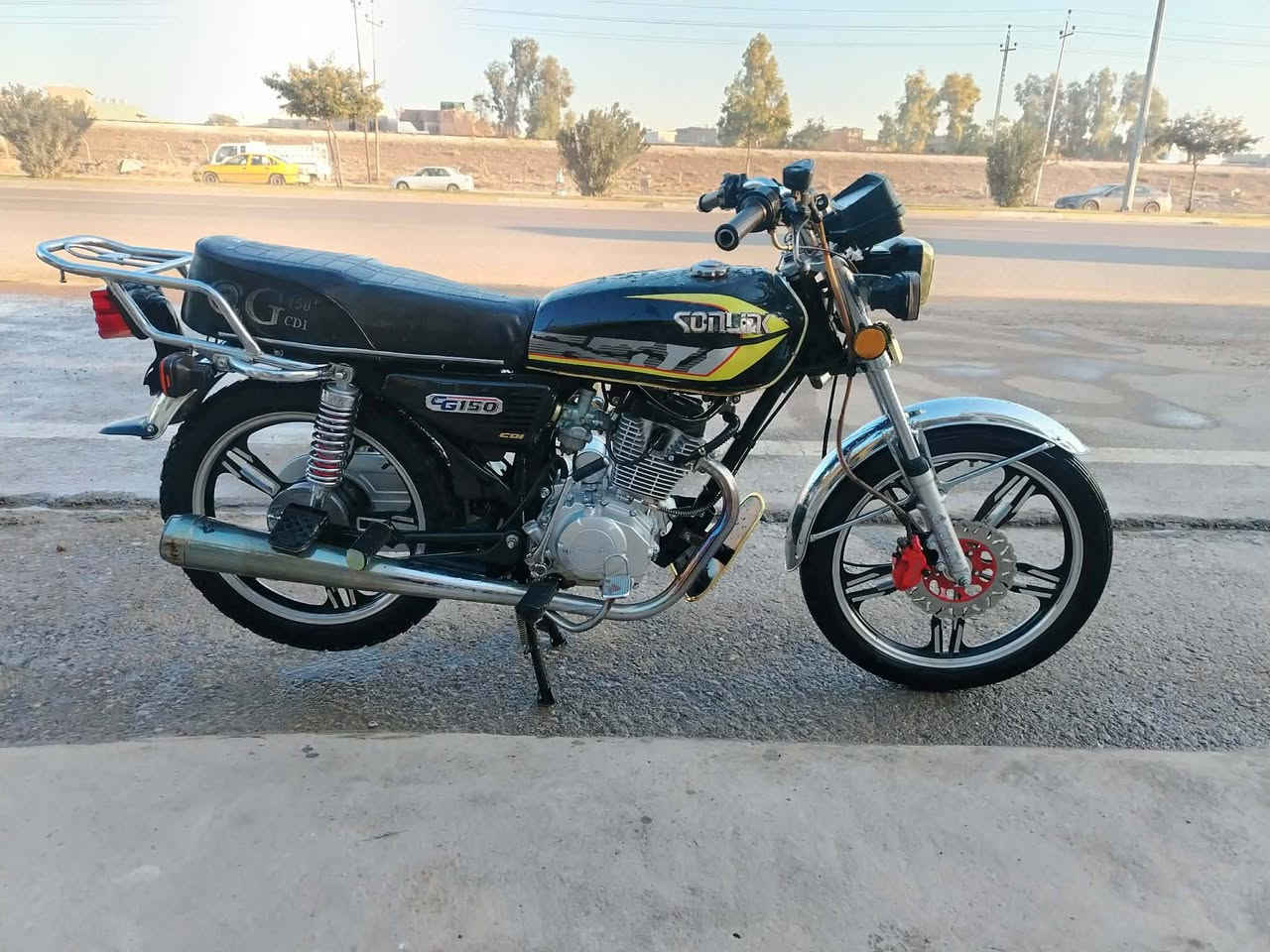 ماطور سونيك موديل 23 محرك ما مفتوح لاصرف ولا بخار كهربائيات فول دراجه من نفيس كامل اي عيب ما بيها كركوك حي بدر السعر 525.  ***********
