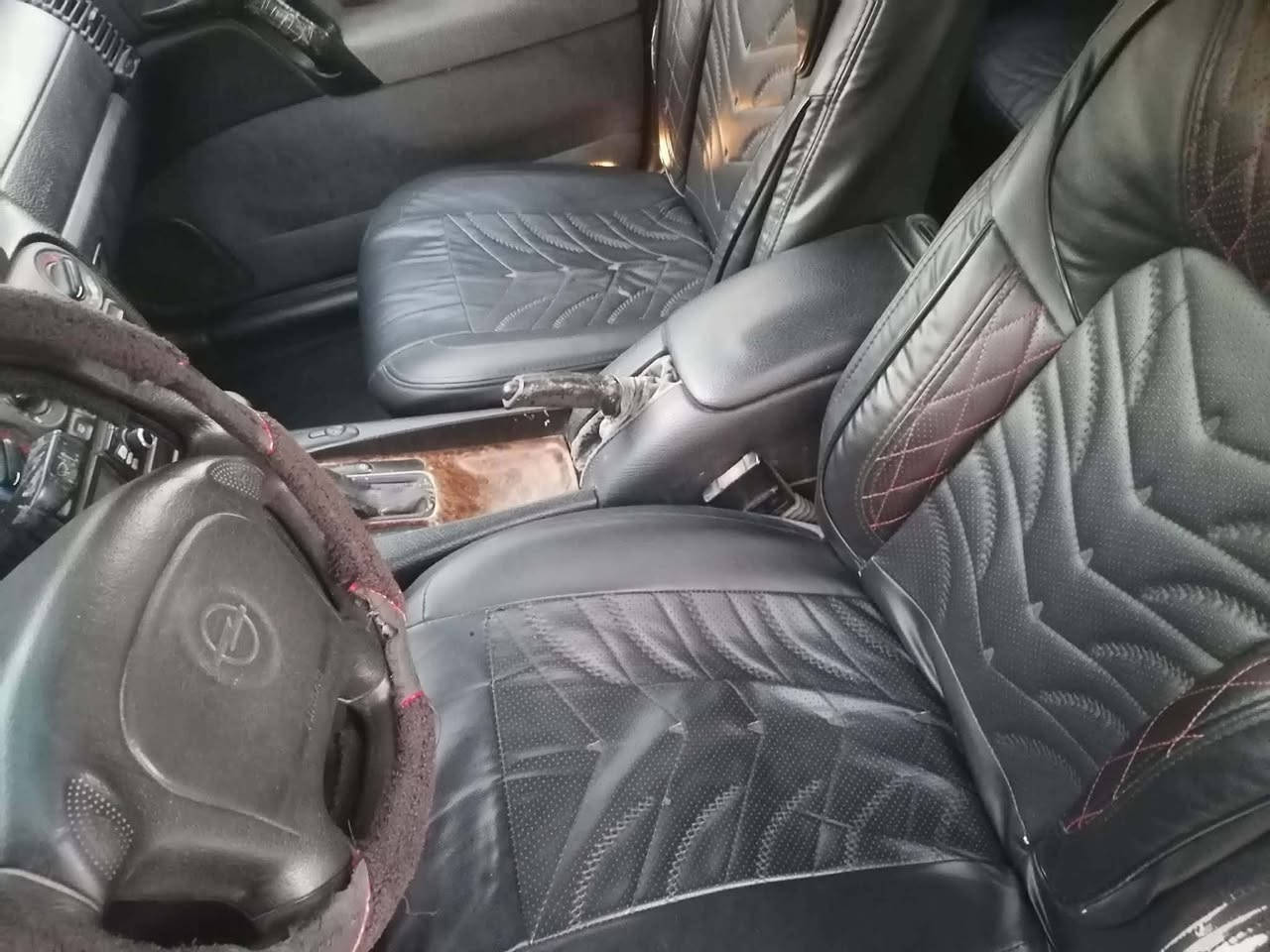 اوميكا بزون موديل ١٩٩٥ فول توماتيك تبريد 
محرك ٢٠ حجم  سياره جديده شرعي موجود تحويل 
رقم ربيل دولي سياره صبغ عام جمالية 
كير اوتوماتيك جامات كهرب كشن كهرب فول 
موصل جانب الأيمن 
سعر ٤٦ وبيها مجال بسيط
للإستفسار 
***********   واتساب
مكلف بالنشر
