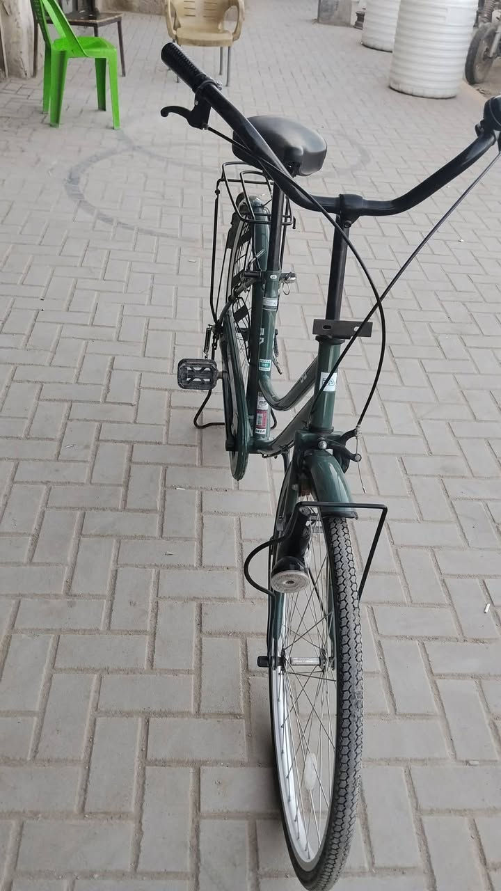 سلام عليكم باسكل للبيع موديل 21السعر 110 وبي مجال قليل مكاني شاميه الي يريده يراسني خاص


**إذا كنت صاحب هذا الإعلان وتريد حذفه لأي سبب، رجاءا أرسل رسالة إلى الدعم الفني**