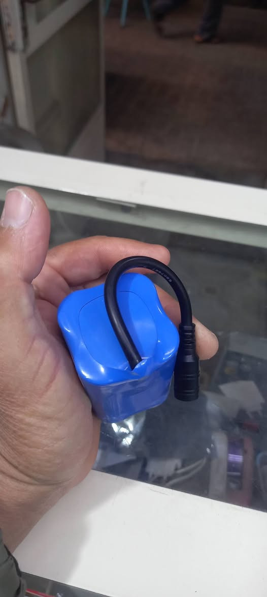 السلام عليكم 
بلم تعليف جي بي اس كامل مواصفات ٣ احواض تعليف حجم كبير بطاريه ١٢٠٠٠ مستخدم كلش قليل مره او مرتين اي ضرر ما بي ب١١٠ واصل واللي يحب يجي خاص ويتدلل


**إذا كنت صاحب هذا الإعلان وتريد حذفه لأي سبب، رجاءا أرسل رسالة إلى الدعم الفني**