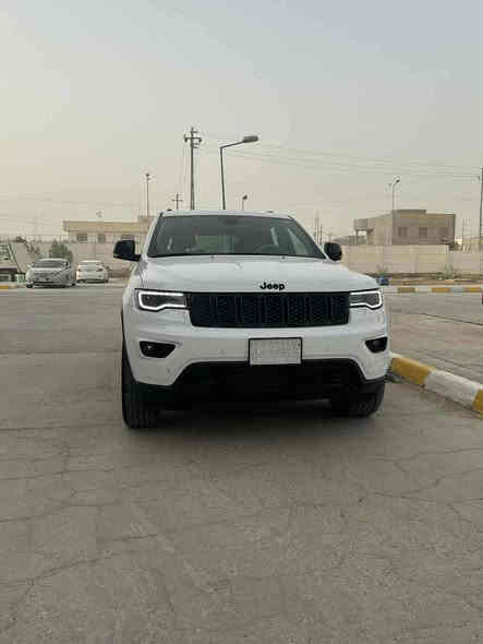 السلام عليكم 
جيب 2019 
خليجي وكاله ليث العبيدي 
Upland 
Black top
*ماشيه 97 الف كيلو 
*حجم المحرك :3600( 6 سلندر ) 
*فتحه سقف 
*ماوس وضعيات قياده الفور ويل 
 *كير 8 سرعات 
*بصمه دخول
*تحكمات ستيرن  
*اناره ترحيب 
*غرفه السياره :جلد عسلي 
*الكشنات الاماميه كهرباء 
*تدفئه ومساج 
*شاشه كبيره  
*حساسات امامي وخلفي 
* رادار جانبي وخلفي مانع للتصادم
 *اوتو ستوب 
*كاميره خلفيه
*لد امامي + زينون بلادي + زراك لايت
*دبل هوك امامي
*قطعتين تبريد
* نظام ايكو 
* مري شفط كهرباء
للتواصل 
***********
