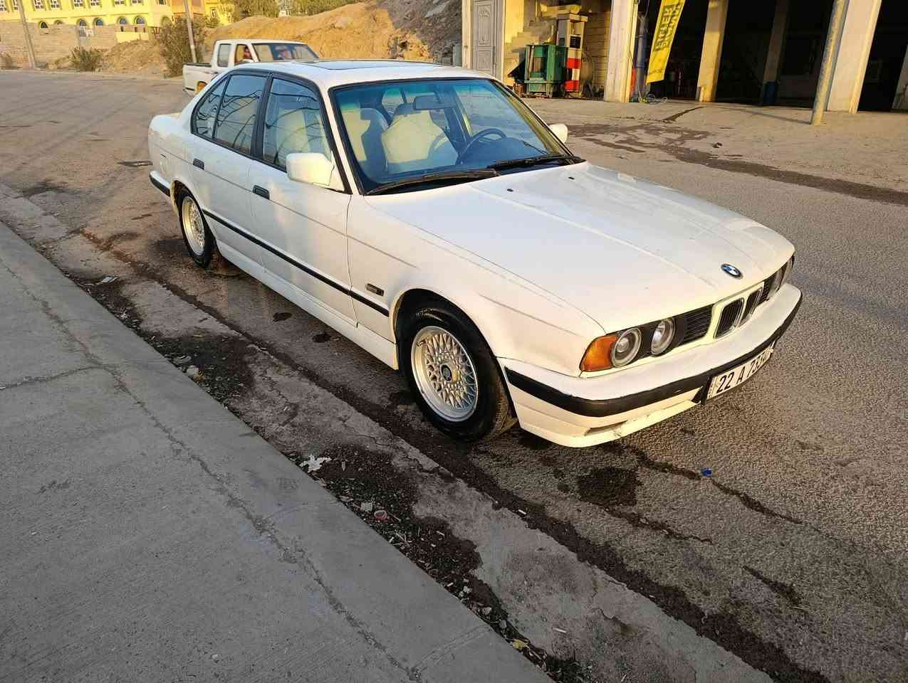 bmw1990 فول بەس گێڕعادی سەنە تا2028تازەیە بێ لێدران. چە كشی پێوە نیە 55گەڵاو مەجال   سڵایتە دینارێ مسرەفی تیابو گڵایەك ببڕە***********
