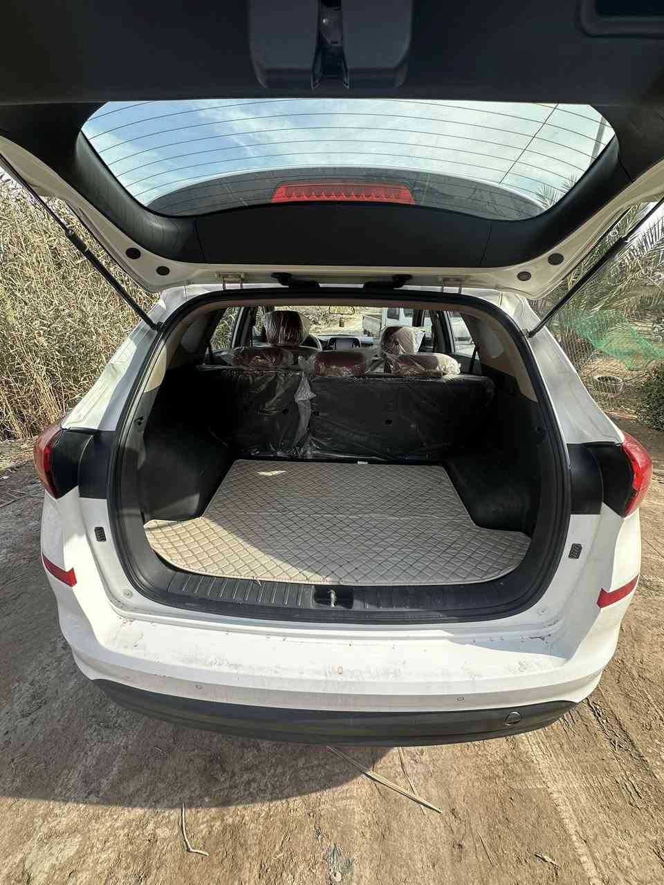 توسان مديل ١٩ كفاله عامه عده بارد بسيط كلش فول موصفات عده البنرامه رقم بغداد سنويه ل ٢٨ نافذه السعر ١٩٨ وبي مجال مكاني كربلاء طويريج الشراي يتصل ***********
