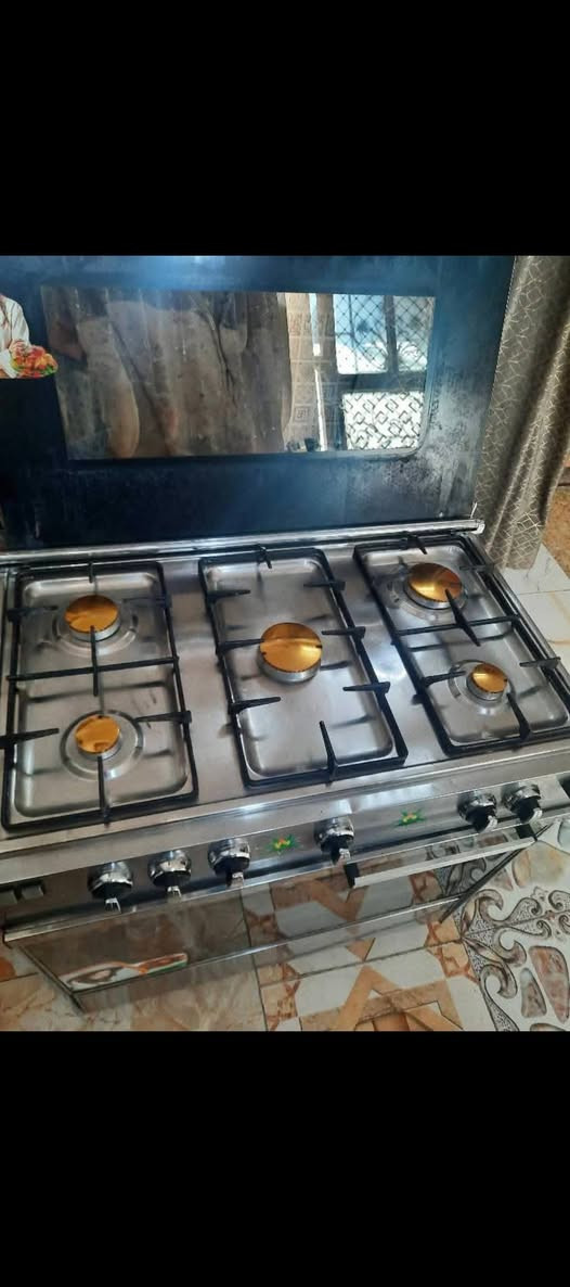 سلام عليكم صيانة ابوعلي تقدم الكم تصليح وتنضيف وبوليش وتبديل قطع قيار جميع أنواه الطباخات الغازية شغلنا موقعي في المنزل نجيكم (24ساعة متواجدين) اتصل وتدلل
واتساب وعلى الخط(***********)
