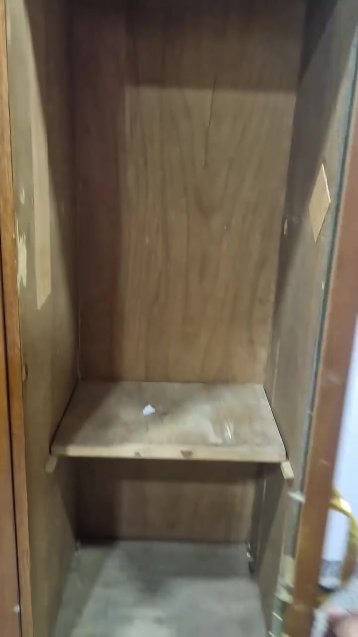 غرفه مالت اخشاب بسعر مناسب السعر 125 مكانه موصل الايسر


**إذا كنت صاحب هذا الإعلان وتريد حذفه لأي سبب، رجاءا أرسل رسالة إلى الدعم الفني**