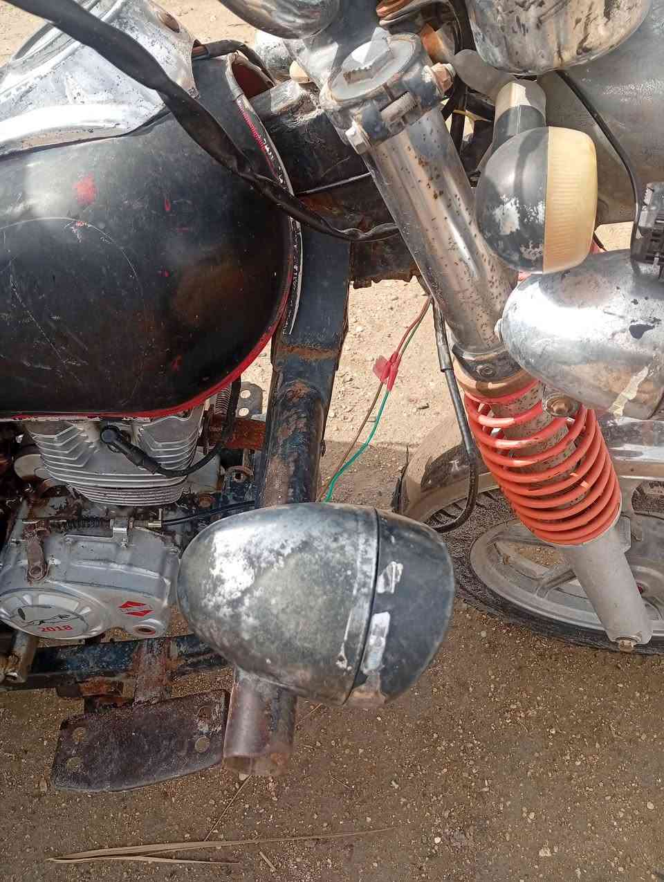 السلام عليكم ستوتة مديل 2014اوراق أصولية ركبه طاكه مسويه باجات تقويه كهربائيات نضيفه بس يرادله باتري السعر خاص العنوان بابل ***********
