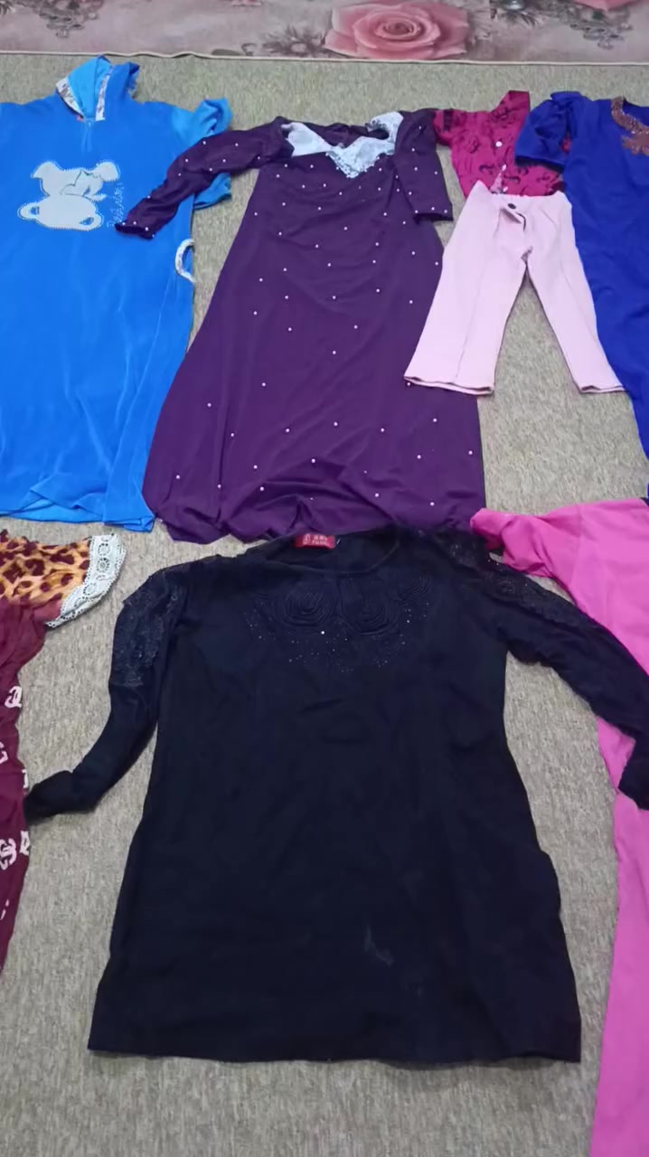 السلام عليكم
ملابس نسائيه.  للثواب للثواب.  جدد تصفية محل. وبعد اكو ملابس وجنط. واحذيه غير. ذني.  وياهن مبلغ مالي بسيط 50 الف  عنواني ناصرية مركز. الي يريدهن يجي ياخذهن


**إذا كنت صاحب هذا الإعلان وتريد حذفه لأي سبب، رجاءا أرسل رسالة إلى الدعم الفني**