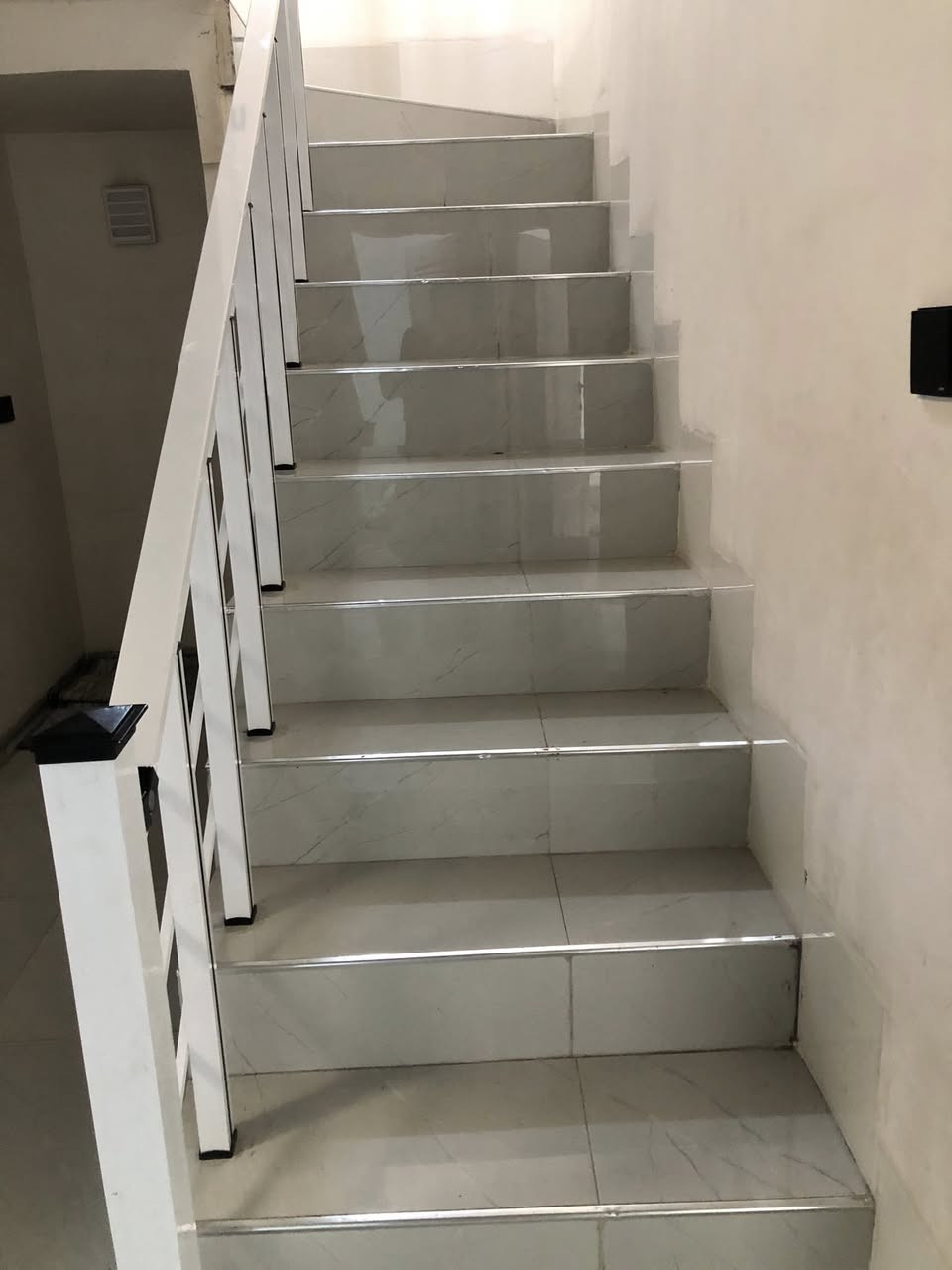 دار البيع طابو بسمي منطقة (٥٥)١٠٠مربع
***********
