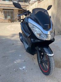 PCX جيل ثاني ياباني مكينه125 مكفوله كفاله عامه  اوراقها كامله السعر خا...