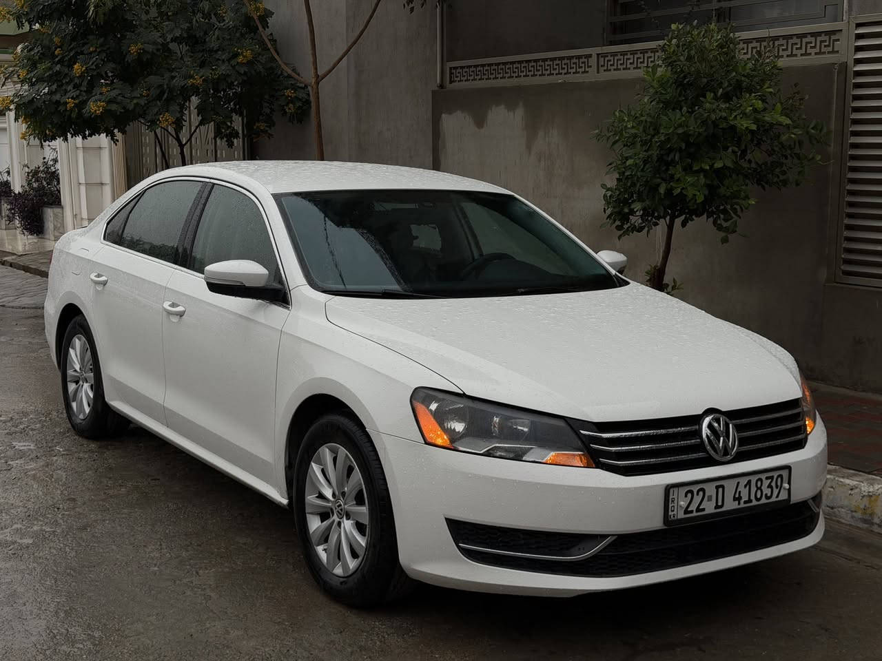 باسات خليجي موديل 2015
خمسة سلندر 
خمس مواصفات معروفة 
رقم اربيل بسمي
هزه وسنويه كله جديد
وبطاقة بانزين بيها
ماشي70الف كيلومتر 
بسمي من الشركة اول شخص 
بدون اي ملاحظات كلين تايتل
كفاله
سيارة بحالة الوكالة مال جناي
مكان السيارة كركوك
***********
***********
