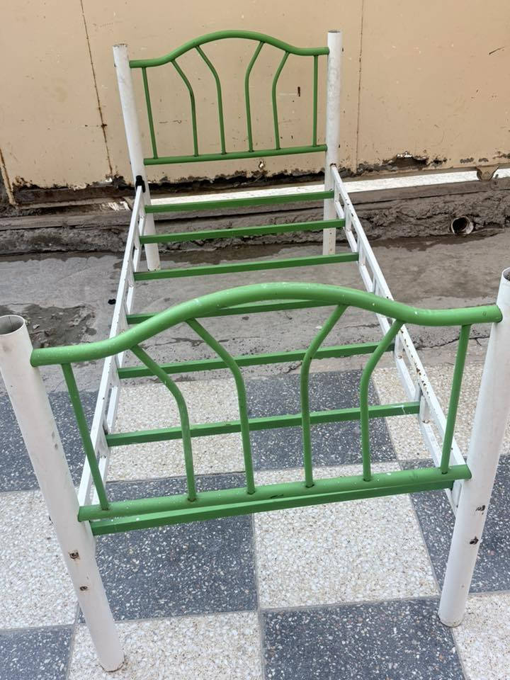 جرباية طفل السعر 30 الف نضيفه كلش للتواصل *********** او علق واني ادخلك
