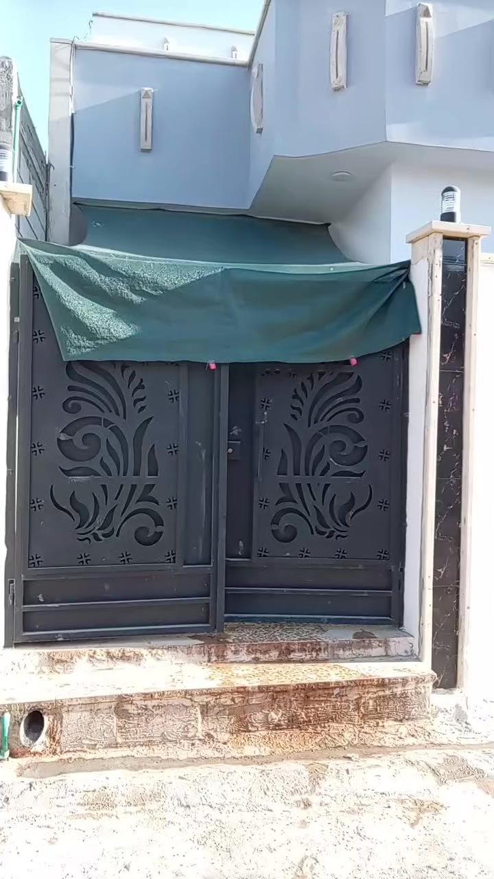 دار للأيجار...

قوسسات قرب المدرسه الصينيه مساحه ١٢٠ بناء حديث
مطلوب عائله صغيره ونضيفه خدمات كامله سعر الايجار
200  الف قفل ويرهم بيع ***********
