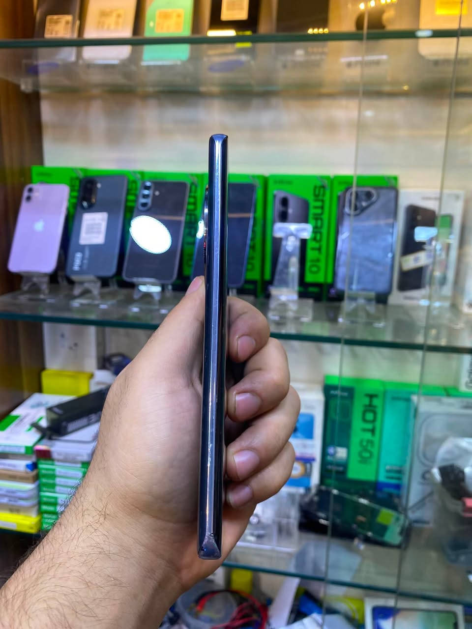 HONOR X9b 5G
نضافة الجهاز ٨٥

ذاكرة 256 عشوائية 12

جهاز يجي بطارية 5800 mAh

معالج سناب دراكون الجيل الاول

الجهاز نضيف ومداخل صيانة

سعر الجهاز ٢٠٠ وبي مجال بسيط للشراي

مکان بغداد الدورة

***********
