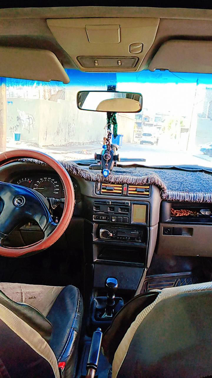 أخي الكريم اقراء المنشور جيداً واتصل
أدور مراوس مع فكترا صندوق نظيفة حجم 18 صندوق نظيفة أهم شيء نظيفه مومشكلة رقم نينوئ أو اربيل 
عندي هاي الفكترا جنطة اللون فيراني حجم 18 موديل 91 رقم مسطرة نينوئ الدولي بسمي السنوية جديدة لحد 2030 بيها كوبون بانزين ***********  ***********
