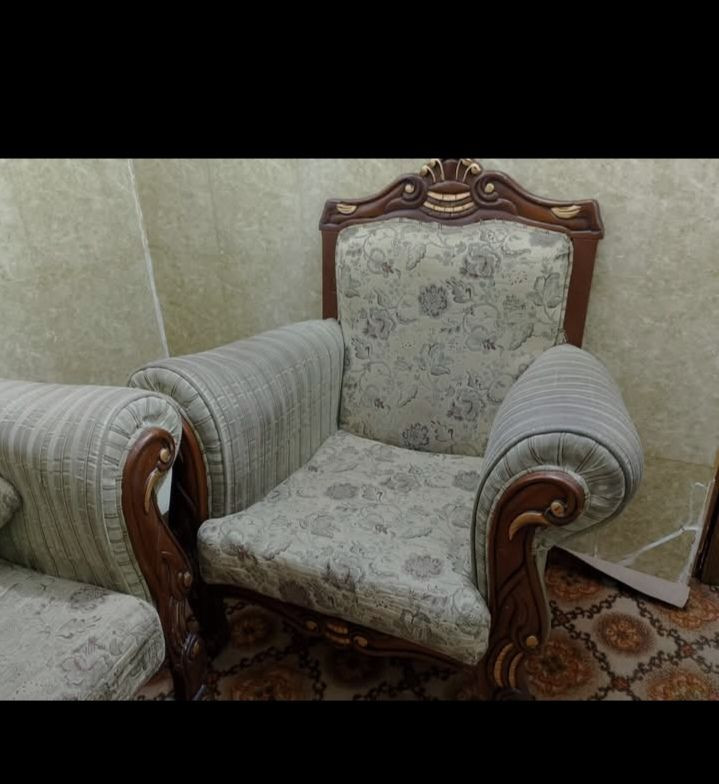 السلام عليكم قنفات للبيع ٨ نفرات زان الجو ١٨٠ مكاني وبيهن مجال مكاني كربلاء بل حر ***********
