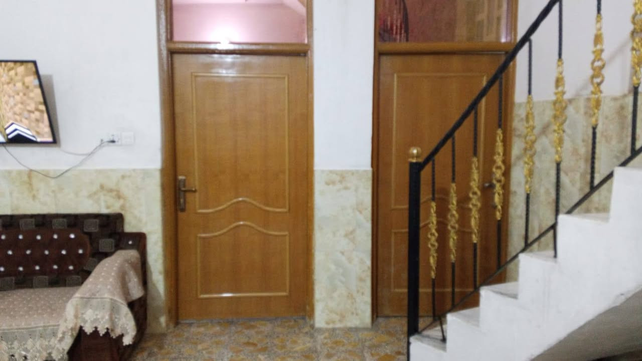 بيت بحي العدالة مربع القضاة
150 متر طابقين دبل فاليوم
4 غرف نوم واستقبال وصالة ومطبخ وصحيات 
على شارع 25 تجاري 
السعر 650 وبه مجال 
***********
