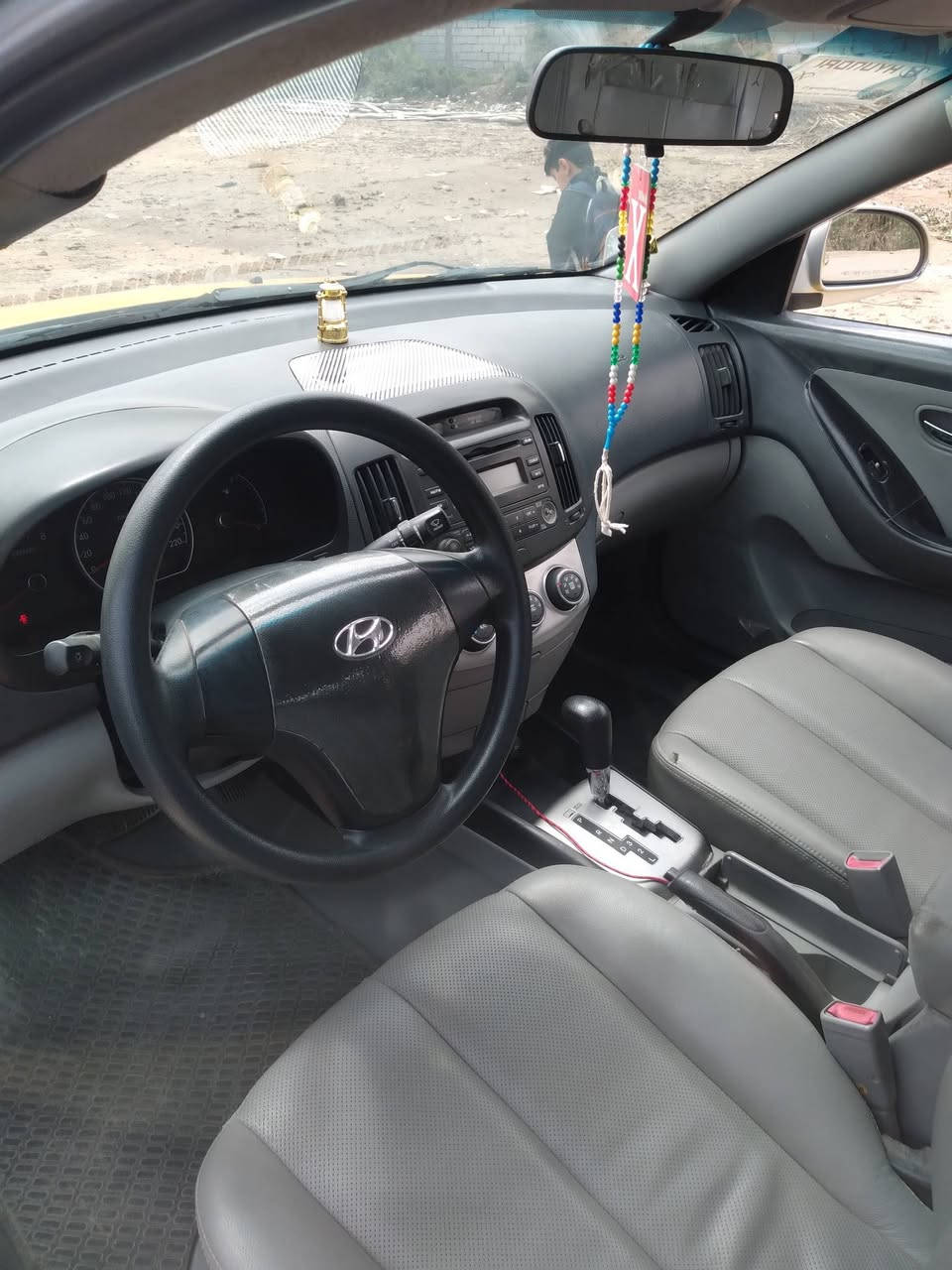 السلام عليكم سياره النتره مو افانتي موديل 2010 خليجي كير ومكينه كفاله تدفئه تبريد كله
شغال حداديه جديده المكان بابل  السعر 48 وبيه مجال قليل الرقم بغداد انكليزي متومه طبق الأصل عل حاسبه رقم الهاتف واتساب موجود ***********
