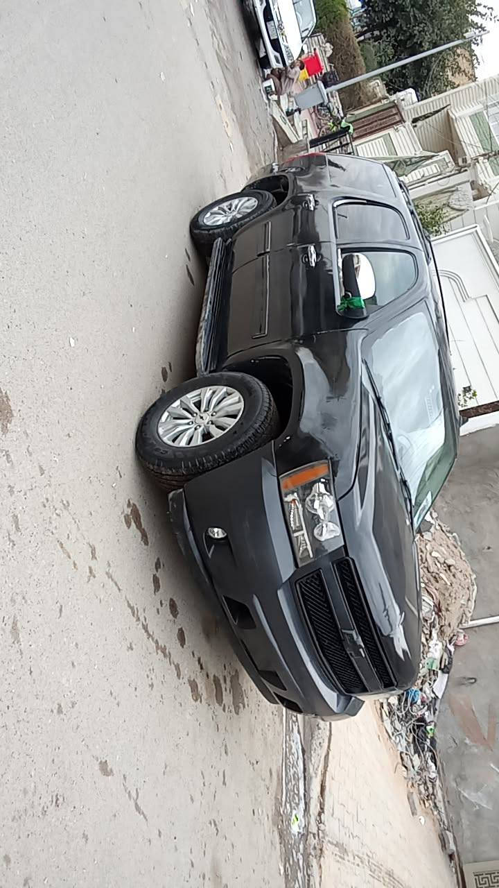 ***********
السعر 62
السلام عليكم شباب تاهو 2008 LTZ مكينه وكير مكفولات تخم تاير سياره جاهزه مناقصها شي للعلم مصبوغه سوده ادوات العنوان بغداد الحسينيه
