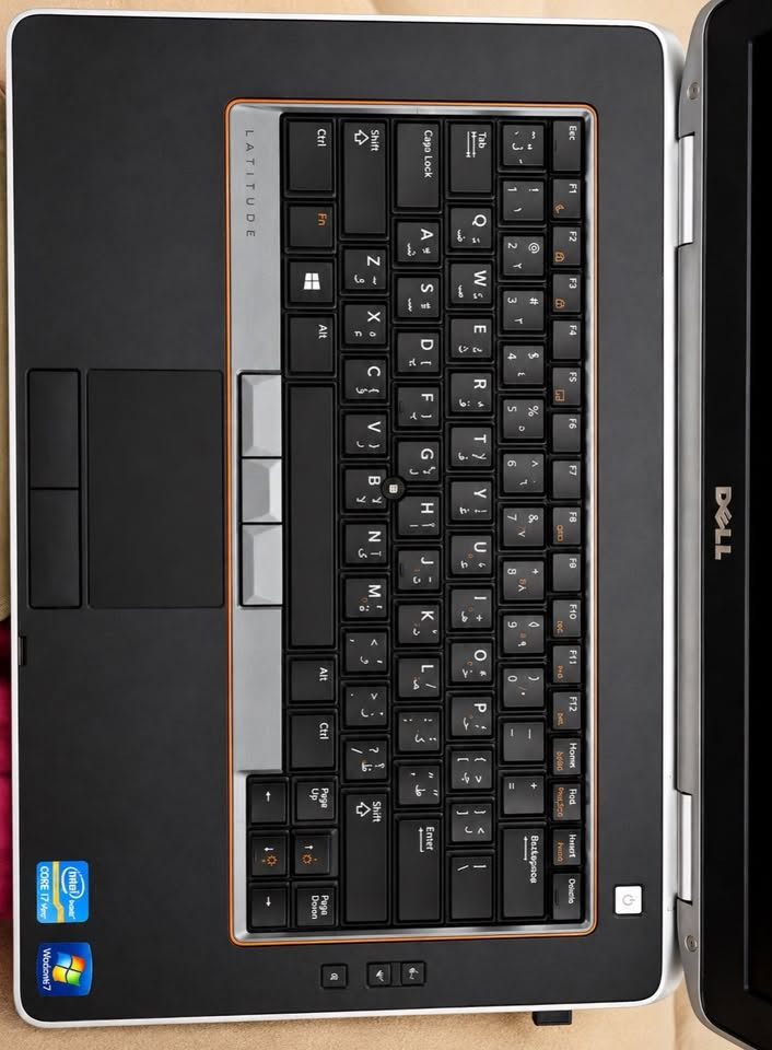 لابتوب من شركة dell 
الموديل : Dell latitude E6420
الفئة : Business laptop 
الشاشة : 14 إنش HD+
الهيكل : tri -metal
الذاكرة : MHz DDR3 1333
التخزين : هارد sata مقاسة 2.5 بورصة
يقبل HDD او SSD 
سعة الهارد الاصلية 500GB
كارت الشاشة intel HD Graphics 
المنافذ الموجوده
✅HDMI
✅VGA
✅LAN(Ethernet)
✅ قارئ SD CARD 
✅DVD-RW
✅سماعات 3.5mm
✅ عدة منافذ USB 2.0
✅منفذ DOCKING STATION 
✅ ExpressCard
الشاحن : DELL 19.5V
القدرة : 90W 
المعالج : intel core i5-2520M
للمعلومة ❗️❗️❗️❗️❗️
الشاحن ضايع يعني اللابتوب بدون شاحن فقط يجي وياه جنطة خاصة بي
مبي عطل يشتغل صحيح ويفيد للدراسة كلش مفيد للدراسة اي نواقص مابي غير الشاحن
السعر 120 الف وقابل للتفاوض بالمعقول

للتواصل واتساب ***********
