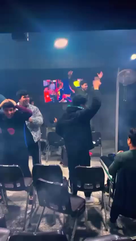 العرض اليوم بغداد
حي العامل كوفي معزل سبب ظرف كوفي كان شغال بس
ظرف صار
مثل ديكور جديد بي شارع تجاري طابق ثاني الكوفي وبي 20ميز و80كرسي بارسه كامله بي الكوفي كامل من كلشي بس يجي يفتح ويسترزق
سعرها كلش مناسب
الشراي يجي خاص
#متابعيني #لايك_متابعه_اكسبلور #فدوه_لايكات_ومتابعه#


**إذا كنت صاحب هذا الإعلان وتريد حذفه لأي سبب، رجاءا أرسل رسالة إلى الدعم الفني**