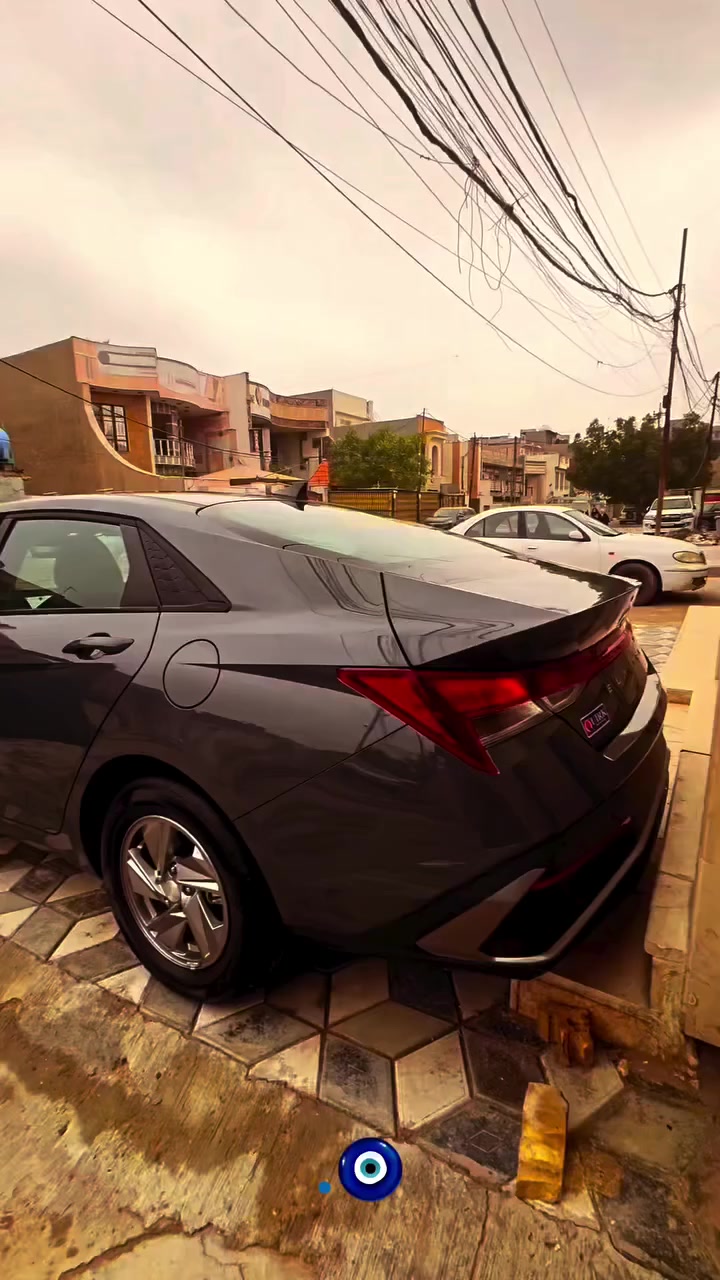 السلام عليكم النترا للبيع بيها جاملغ وبنيد وايرب ستيرن سياره جديده بمعنى الكلمة ماشيه 2000
155وبيها مجال 
***********
وتساب
