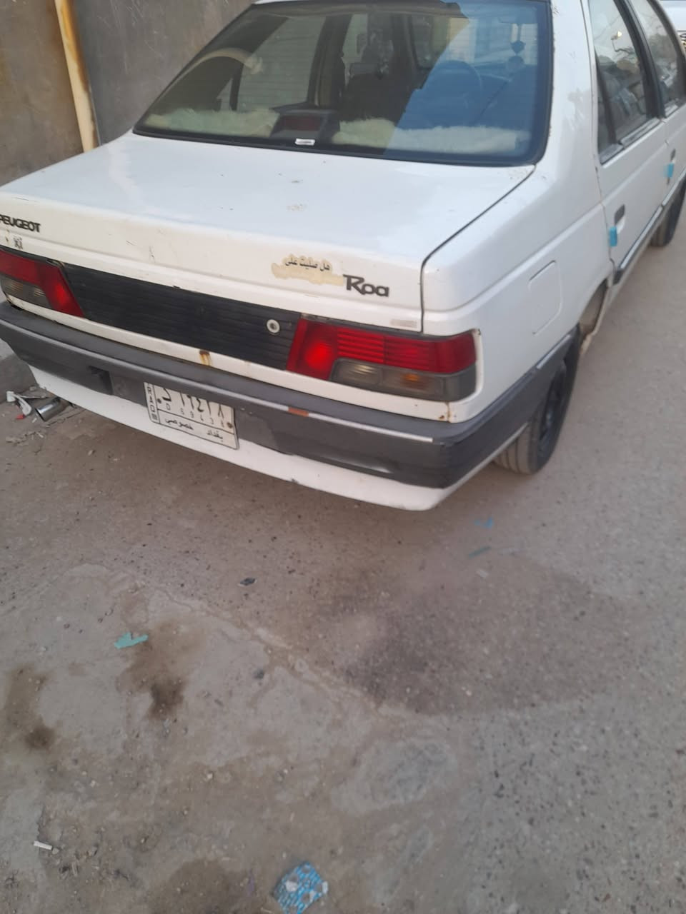 سلام عليكم بيجو روئ سياره علا وضع الشركه  استعمال شخص واحد سياره جديده بيع اومراوس بملكه بس كون متومه حتلا كصتين شرط كير مكينه شواصي  بعد احلا من البدي الي عنده  ***********
