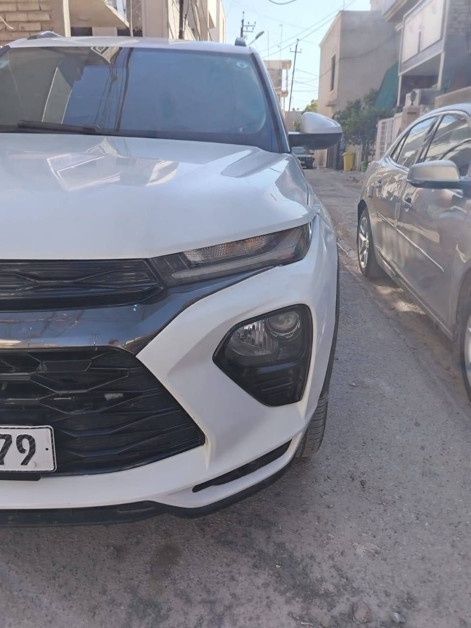 السلام عليكم سيارة ترايل بلايزر نص مواصفات خابر وستفسر السعى120ورقة ***********
