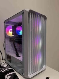 فقط كيس للبيع  كراتين وياهم  I5 12400f  Rtx4060 8g galax B760m h ddr4 ...