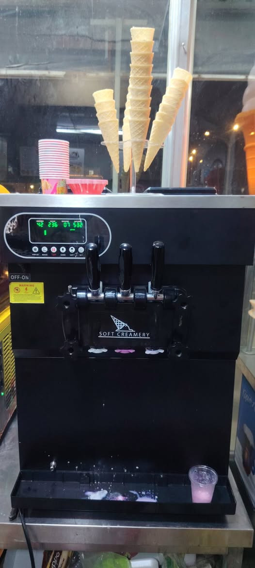 للبيع للاستفسار علا الخاص او *********** واتساب
