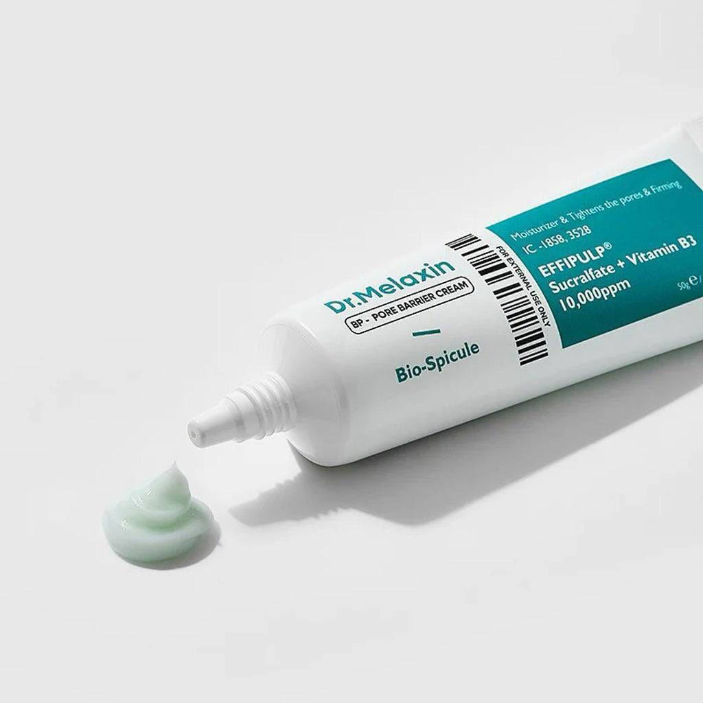 كريم دكتور ميلاكسين بي بي لحماية المسام Dr. Melaxin BP Pore Barrier Cream✨
ينعم ملمس البشرة غير المتجانس، ويقلل من اتساع المسام، ويساعد على منع اللمعان الزائد. كما أنه يدعم تماسك البشرة، ويشدها، ويحسن كثافتها ومرونتها.
يعمل الكريم على تقشير الطبقة القرنية بلطف لتقليل الرؤوس السوداء والشوائب، مع تكوين حاجز مرطب يمنع الجفاف ويتحكم في إفراز الدهون. كما أنه يوحد لون البشرة ويساعد على إزالة آثار حب الشباب.
تحتوي التركيبة على ميكروبات حيوية  (إبر دقيقة من الإسفنج المتحلل) تخترق بعمق الطبقة الخارجية للجلد، مما يعزز توصيل المواد الفعالة للحصول على نتائج أسرع وأكثر فعالية.
المنشأ كوريا الأصلي 🇰🇷 

السعر ١٥ الاف


**إذا كنت صاحب هذا الإعلان وتريد حذفه لأي سبب، رجاءا أرسل رسالة إلى الدعم الفني**