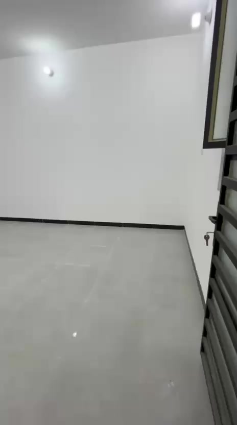 مشتمل للايجار طابق ارضي 125م غرفه وصاله ومطبخ وخدمات موقعه تعليم ايجاره 450 للاستفسار 
***********
