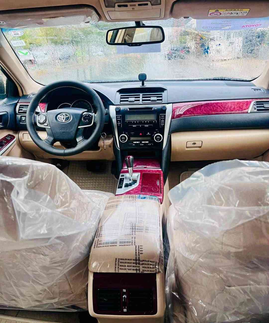 تويوتا كامري موديل 2014
***********__***********
سيارة بس واحد جاملغ صبغ
السعر :  146  $  ورقة
رقم سنوي كل جديد لغاية 2028
مواصفات خاص تبريد قطعطين 
ده شبل فورميكا وشاشة و حساس فوليوم و بلاجكتور ولايت زينون وتحديد سرعةو بلاجكتورو Eco
خمس ويل وتاير بلادي
المكان / اربيل
،،،،،،،،،،،،،،،،——،،،،،،،،،،،،،،،،،،
 تويوتا كامري موديل 2014
سه ياره كه  يه ك جاملغي بؤياغه و
يه ك جيگاي ساردي هه يه

نرخي : 146  $ وه ره قه 
رقم و سنوري هه موي تازييه تا2028
مواصفات تايبه ت تبريد مركزي
 ده شبول فورميكا وشاشه وحساس 
ولايت زينون و فوليوم تحديد سرعة 
وEcoو بلاجكتورو
شوين  هەولير
***********__***********
