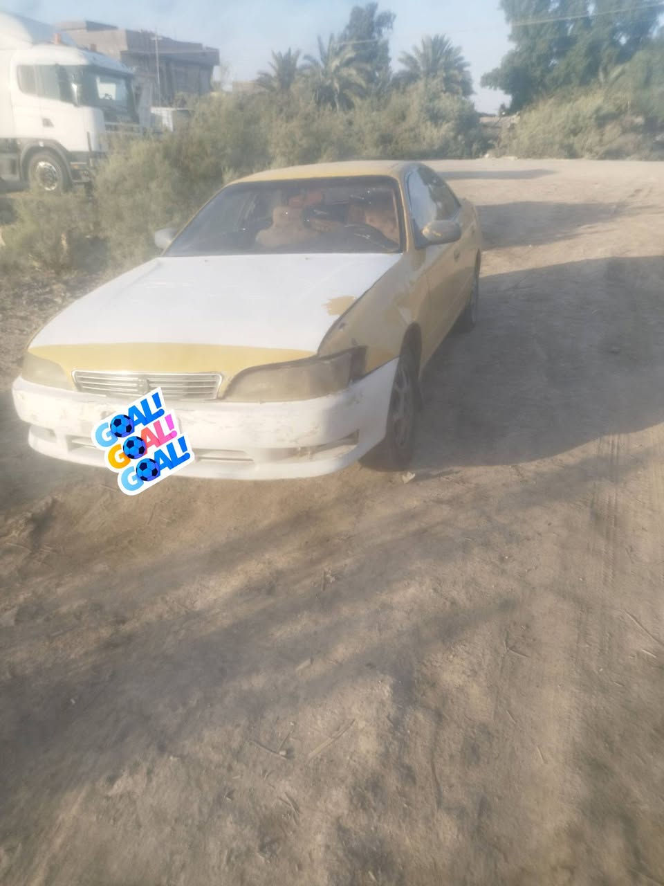 سلام عليكم سياره لبيع مكينه وكير جدد سنويه صاقطه رائعه ما نعرفه 15ورقه وبيه مجال قليل ***********
