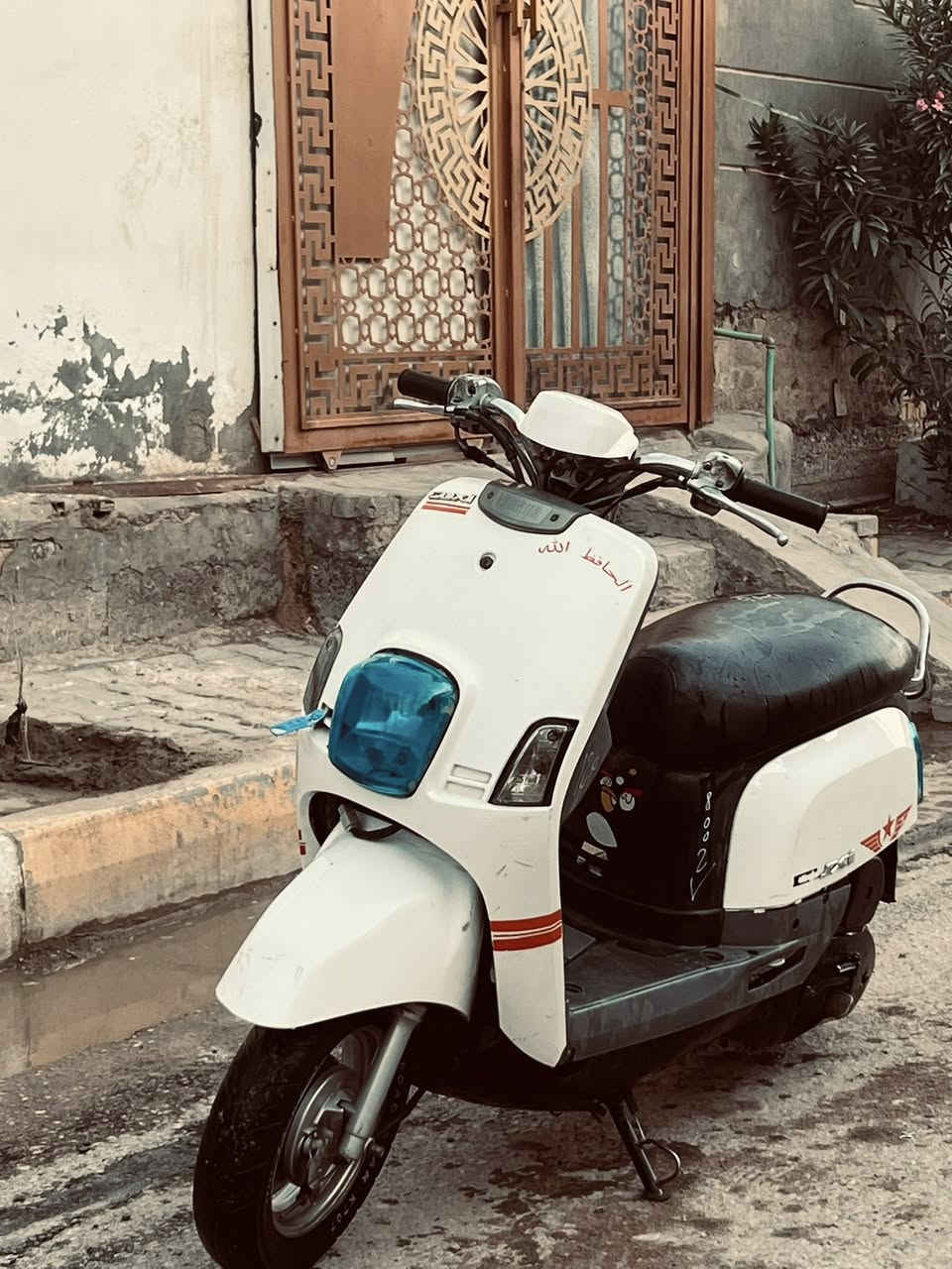 السلام عليكم دراجه ماكس بوليسي البيع سعر مناسب  شراي يتصل *********** (متوازي )
