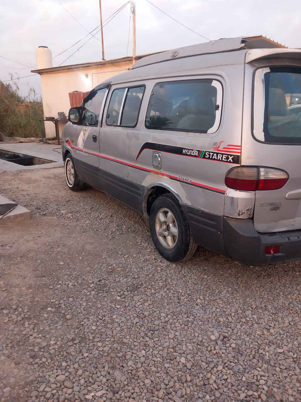 سلام عليكم من رخصت الادمن ستاركس 2005 11راكب رقم بابل 
شواصي مكفولات محرك مكفول 
صدر امام خلفي كهربائيات شغالة 
داخل نضيف 
خط او بحث 
رقم بابل مشروع وطني سنوية الشهر الرابع 
ملاحضة 
مكلف بلنشر 
سعر 60
او بيهة مجال 
رقم صاحب السيارة 
***********
مكان السيارة 
ديالى المقدادية
