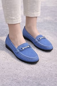 حذاء طبي • جلد طري • مقاسات ٣٧-٤٢