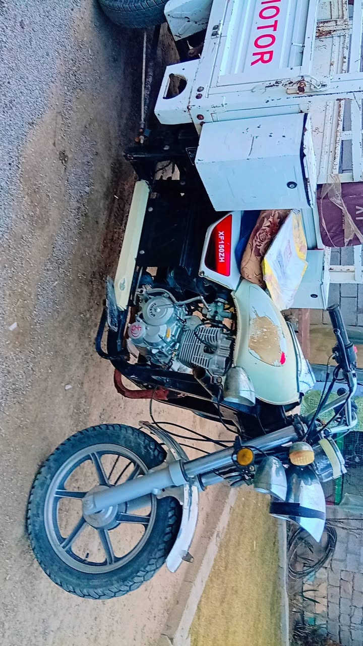 سلام عليكم ستوته للبيع موديل 2020 اوراق اصوليه شرط ترقيم ستوته خير من الله ابلاديه كفالة عامه محرك بلادي ‏‪
‏‪0772 972 5537‬‏
