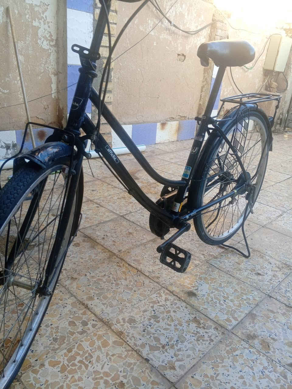 بايسكل بناتي حجم 26 ***********
