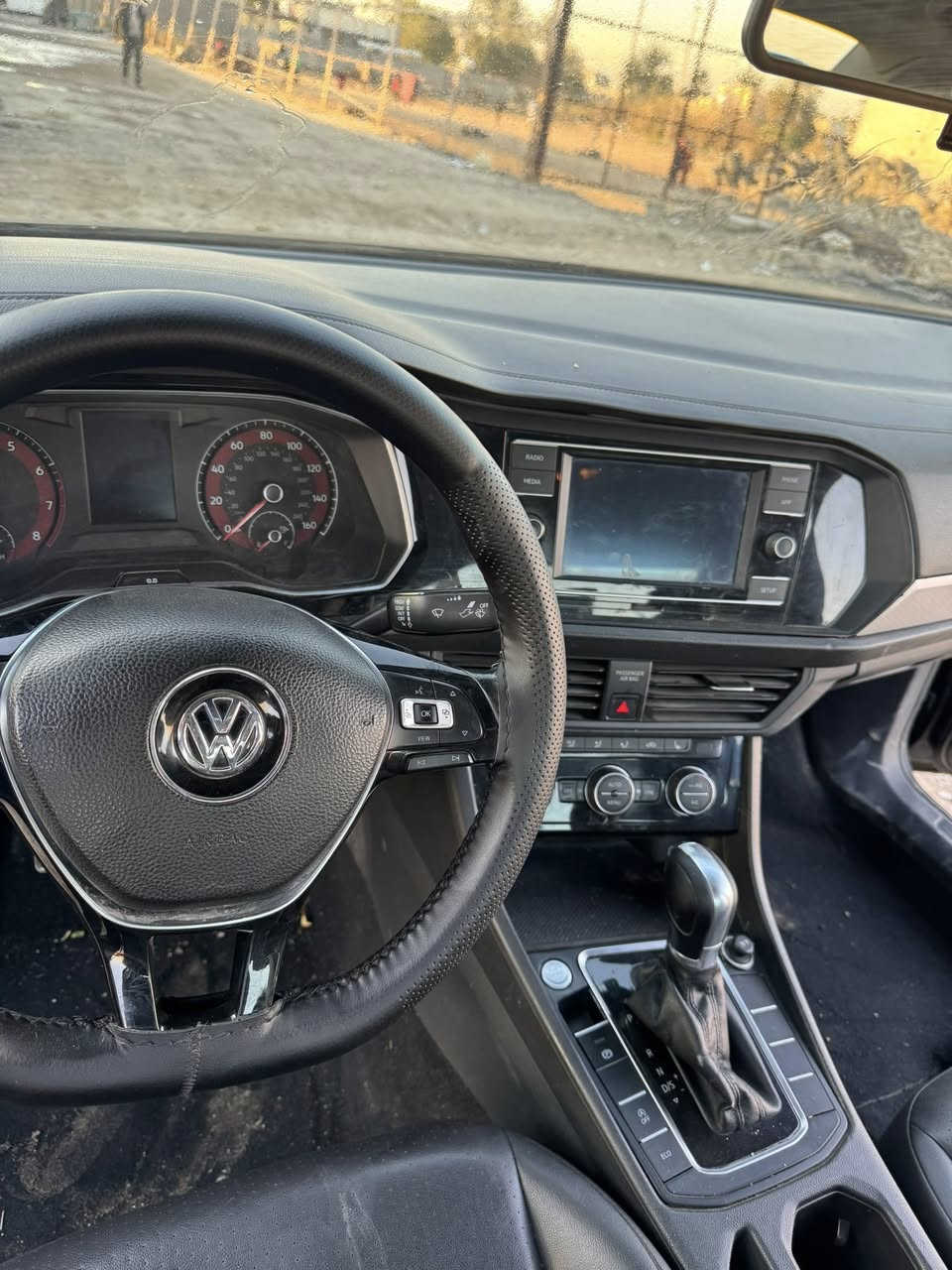 السلام عليكم إخوان ..
جيتا 2019للبيع 

مواصفات: 

بصمة 

بصمة أبواب 

بانوراما

كشنات جلد

كشنات امامية تدفئة 

رادار امامي خلفي

كاميرا خلفية

محرك 1400تيربو

حادث سيارة بنيد فقط بدون ايرباك

السعر 133بي مجال ،،

للاستفسار ***********
