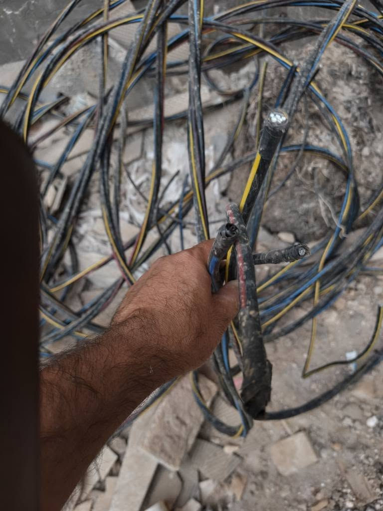 السلام عليكم كيبل ثري فيز 
اربع خطوط نظيف تقريبآ ٨٠ متر 
سعره ١٢٠ الف كربلاء حي العباس ***********

‏‪***********‬‏ كربلاء, العراق
