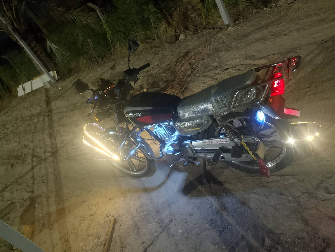 ايراني للبيع موديل 22 جاهزه من كلشي مكينه كير تخم تاير مكينه 150  جاهزه من كلشي متحط عليه الف فلاش سماعات لايت زنون كيج بانزين شغال كيلو متر شغال متحط عليهه ألف  بيع او مراوس


**إذا كنت صاحب هذا الإعلان وتريد حذفه لأي سبب، رجاءا أرسل رسالة إلى الدعم الفني**