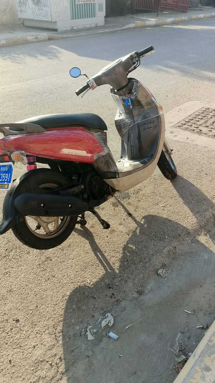 سلام عليكم دراجه فله لبيع بلاد كله شغاله ختم كله واحد 
مكان كوت خاجيه شارع ٤٠ سعر خاص ‏‪***********‬‏

