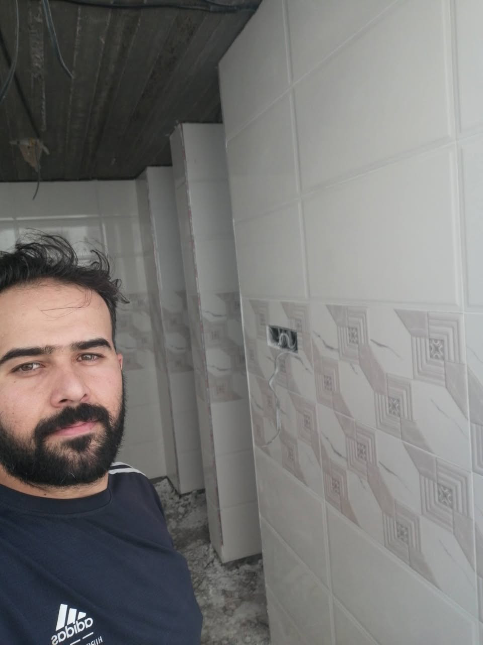 أسطة سيراميك متفرغ حالياً
تنفيذ أعمال السيراميك والبورسلين بدقة عالية
شغل درجة أولى وتسليم حسب المواصفات الهندسية
للحجز والاستفسار،: ***********
