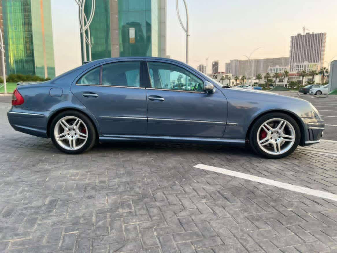 Mercedes-Benz E320 AMG AFNJARD 2004 ***********
للبيع فقط مرسيدس E320
موديل 2004 رقم سليمانية
فول مواصفات وارد خليجي

تفاصيل
1-بصمه
2-محرك 6 سلندر
3- تبريد ثلاث قطع
4- كروز سرعه
5- مرايه داخليه + جانبه عاكسه
6- تحكم ستيرن كهرباء
7- شاشه بلوتوث يوتيوب
8- فحت سقف بانوراما
9- مري شفط
10- كشنات كهرباء +خزن ذاكره
11-اناره ترحيب
12- كامره خلفيه
13- برده كهربائيه
14- سستم صوت دمام خلفي
15- صدر امامي خلفي جديد
16- كشنات هيتر
17- تدفئه
18- تبريد خلفي
19- تحكم ستيرن
20- انظمه قياده C-S
21- صاج ملكي جلد 
22- داخل ملكي صحراوي
23- لايت عدسه زنون
24- كير ومحرك جديد
25- حساس خلفي امامي
26-ويل AMG سبورت بلدي

سعرها 140 وبيها مجال

السياره بيها ثلاث قطع فقط 
بدون دواخل ومعجون رش فقط
السياره كفاله عام من كير ومحرك
وحدادي كهربائية كل جديده وجاهزه
الحمدلله ربع مابيها مصرف 
مكان السياره اربيل 
 
***********
