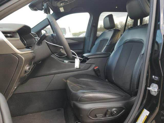 السلام عليكم جيب 2023 الشكل الجديد 5 راكب بلاك توب حادث بدون ايرباك رقم بغداد بااسمي مكانها زيونة جاملغ السكن مبدل والثاني كلير الباقي مكفول سياره جديدة السعر 31500$ بيها مجال جدا بسيط *********** بغداد, العراق
